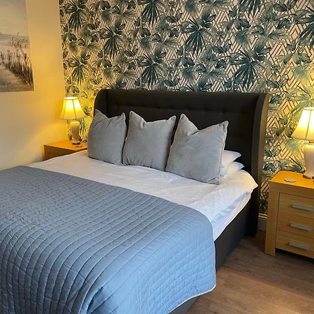 Roker Cottage, Luxury Seaside Apartment, Private Parking, Sky Tv Sunderland  Dış mekan fotoğraf
