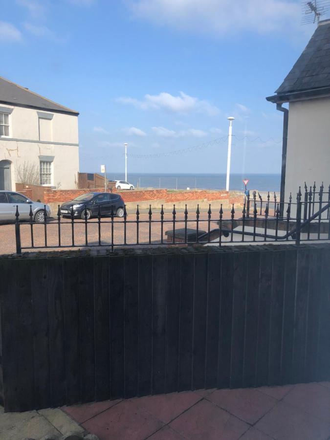 Roker Cottage, Luxury Seaside Apartment, Private Parking, Sky Tv Sunderland  Dış mekan fotoğraf